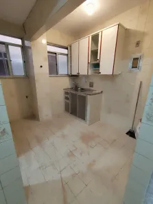 Apartamento com 2 Quartos para alugar, 60m² no Vila Militar, Rio de Janeiro