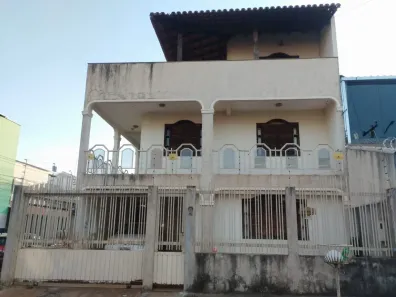 Sobrado com 4 Quartos à venda, 300m² no Riacho Fundo I, Brasília