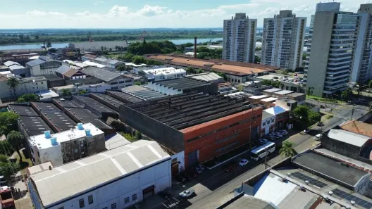 Galpão/Depósito/Armazém com 3 Quartos para alugar, 2260m² no São Geraldo, Porto Alegre