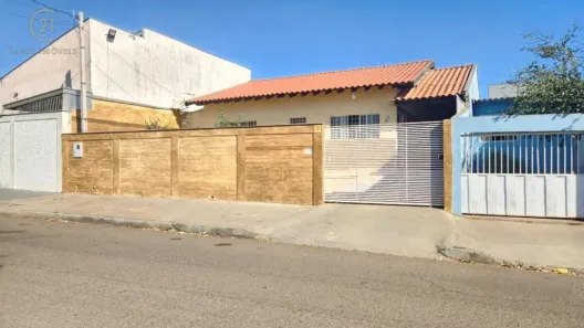 Casa com 3 Quartos à venda, 150m² no São Lourenço, Londrina