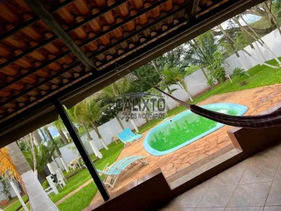 Casa com 4 Quartos à venda, 250m² no Centro, Uberlândia