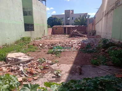 Lote/Terreno à venda, 300m² no Vila Parque Brasília, Cachoeirinha
