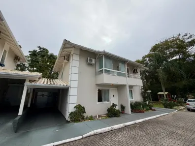 Casa de Condomínio com 2 Quartos à venda, 78m² no Centro, São José