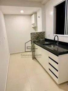 Apartamento com 2 Quartos à venda, 42m² no Andracel Center, Anápolis
