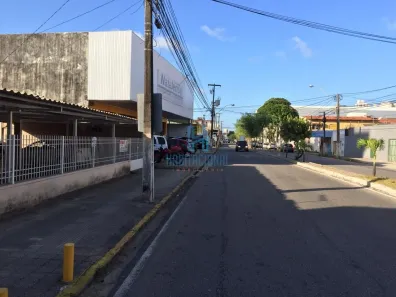 Casa com 4 Quartos à venda, 600m² no Lagoa Nova, Natal
