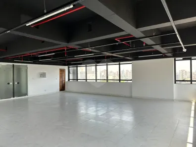 Sala Comercial à venda, 130m² no Centro, Santo André