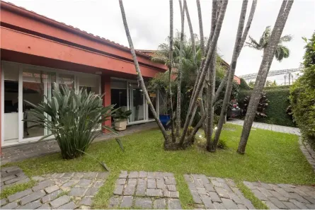 Casa com 3 Quartos à venda, 300m² no Jardim Leonor, São Paulo