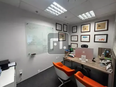 Sala Comercial à venda, 200m² no Cidade Monções, São Paulo