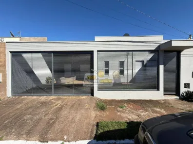 Casa de Condomínio com 2 Quartos para alugar, 82m² no Vila Arquelau, Uberaba
