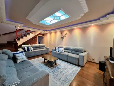 Casa com 4 Quartos à venda, 276m² no Vila Barros, Guarulhos