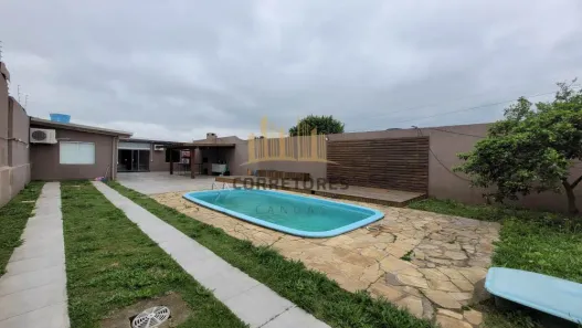 Sobrado com 3 Quartos para alugar, 550m² no Niterói, Canoas