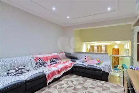 Sobrado com 3 Quartos para venda ou aluguel, 270m² no Vila Pereira Barreto, São Paulo