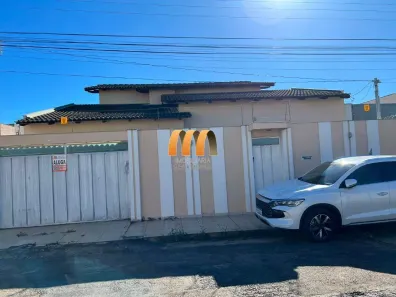 Casa com 3 Quartos para alugar, 377m² no Anápolis City, Anápolis