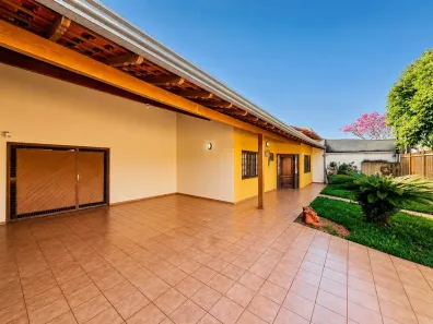 Casa com 3 Quartos à venda, 311m² no Monte Carlo, Londrina