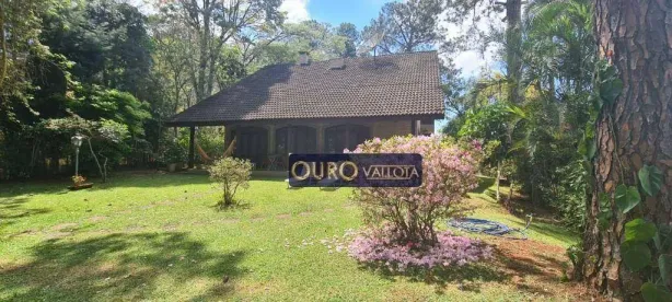 Sobrado com 5 Quartos para alugar, 300m² no Tanque, Atibaia