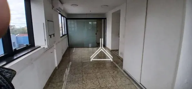 Sala Comercial à venda, 35m² no Vila Mariana, São Paulo