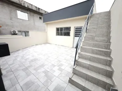 Casa com 1 Quarto para alugar, 40m² no Jardim Maristela, São Paulo