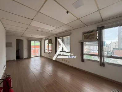 Sala Comercial à venda, 37m² no Santo Amaro, São Paulo