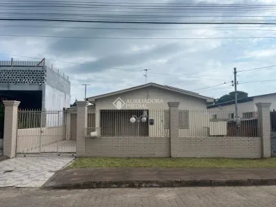 Casa com 2 Quartos à venda, 140m² no Alegria, Guaíba