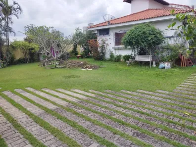 Imóvel Comercial com 4 Quartos para alugar, 420m² no Jardim Armênia, Mogi das Cruzes