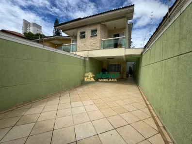 Sobrado com 4 Quartos à venda, 259m² no Vila Milton, Guarulhos