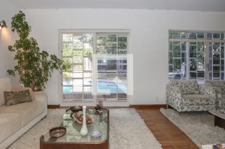 Casa com 6 Quartos à venda, 250m² no Pacaembu, São Paulo