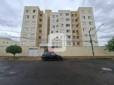 Apartamento com 2 Quartos para alugar, 49m² no Daniel Fonseca, Uberlândia