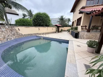Casa de Condomínio com 7 Quartos para alugar, 600m² no Barra da Tijuca, Rio de Janeiro