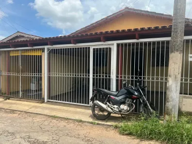 Casa com 3 Quartos à venda, 191m² no Vila Alvorada, Goiânia