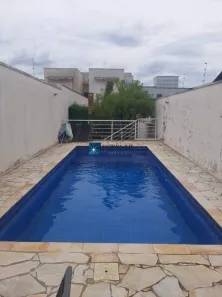 Casa com 3 Quartos à venda, 205m² no Vila Lavínia, Mogi das Cruzes