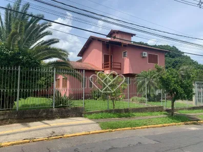 Casa com 4 Quartos à venda, 220m² no Centro, Gravataí