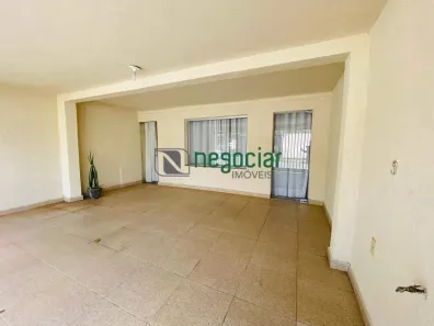 Casa com 4 Quartos para alugar, 130m² no Brasiléia, Betim