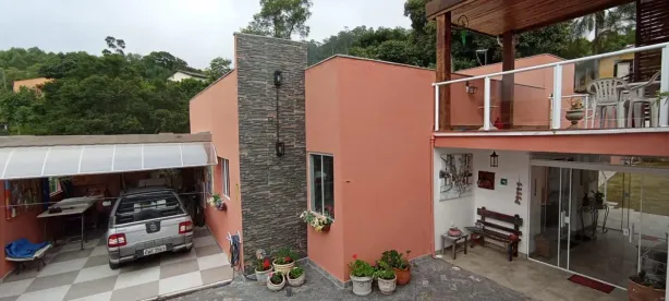 Casa de Condomínio com 3 Quartos à venda, 197m² no Alpes dos Araçás (Jordanésia), Cajamar