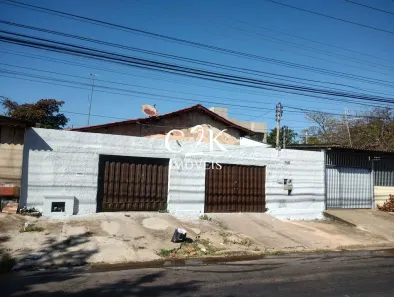 Casa com 3 Quartos à venda, 189m² no Setor Urias Magalhães, Goiânia