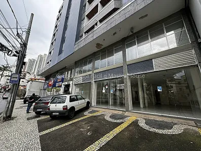 Ponto Comercial para alugar, 235m² no Cascatinha, Juiz de Fora