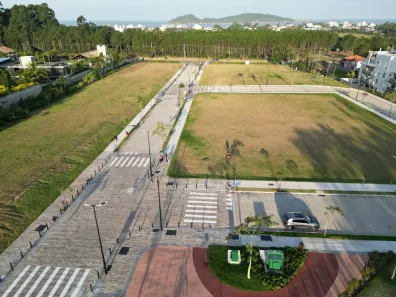 Lote/Terreno à venda, 366m² no Campeche, Florianópolis