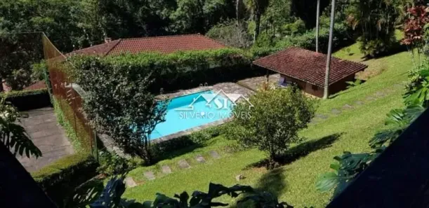 Casa com 5 Quartos à venda, 300m² no Quarteirão Ingelheim, Petrópolis