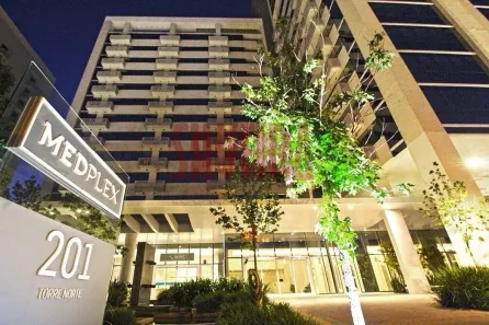 Sala Comercial à venda, 37m² no Santana, Porto Alegre