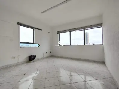 Sala Comercial para alugar, 140m² no Gonzaga, Santos