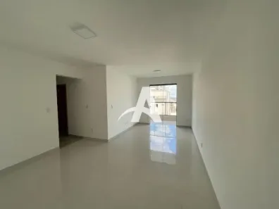 Apartamento com 3 Quartos para alugar, 10m² no Santa Mônica, Uberlândia