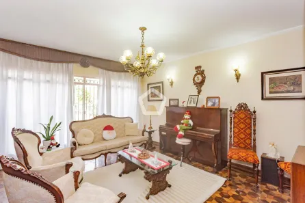 Casa com 4 Quartos à venda, 230m² no Indianópolis, São Paulo