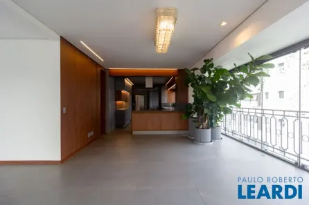 Apartamento com 5 Quartos à venda, 800m² no Santa Cecília, São Paulo