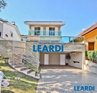 Casa de Condomínio com 4 Quartos à venda, 271m² no Alphaville, Santana de Parnaíba