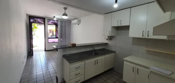 Casa de Condomínio com 4 Quartos à venda, 150m² no Piatã, Salvador