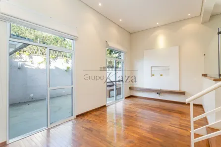 Casa de Condomínio com 3 Quartos à venda, 340m² no Vila Madalena, São Paulo