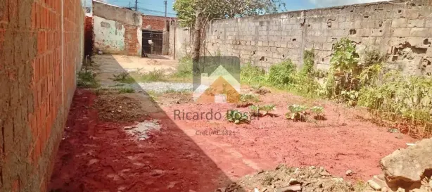 Lote/Terreno à venda, 210m² no Santa Lúcia, Maceió