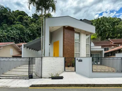 Casa com 3 Quartos à venda, 312m² no Czerniewicz, Jaraguá do Sul