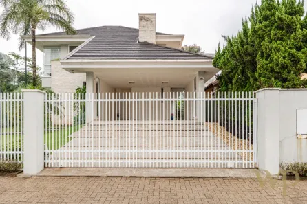 Casa com 3 Quartos à venda, 434m² no América, Joinville