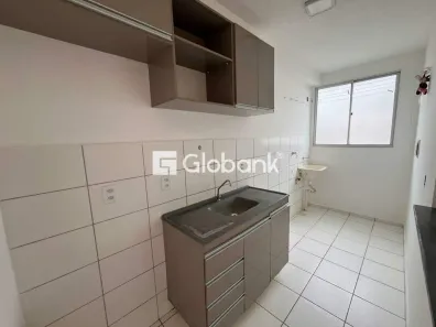 Apartamento com 2 Quartos para alugar, 45m² no Belvedere, Montes Claros