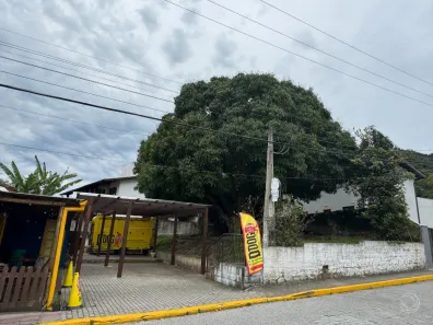 Lote/Terreno à venda, 600m² no Sambaqui, Florianópolis